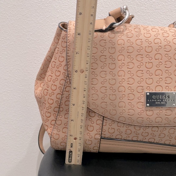GUESS Handbag Tan Used with Shoulder strap - Picture 8 of 8